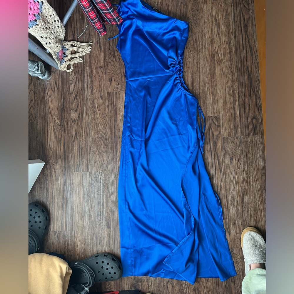 NWT small. Midi dress